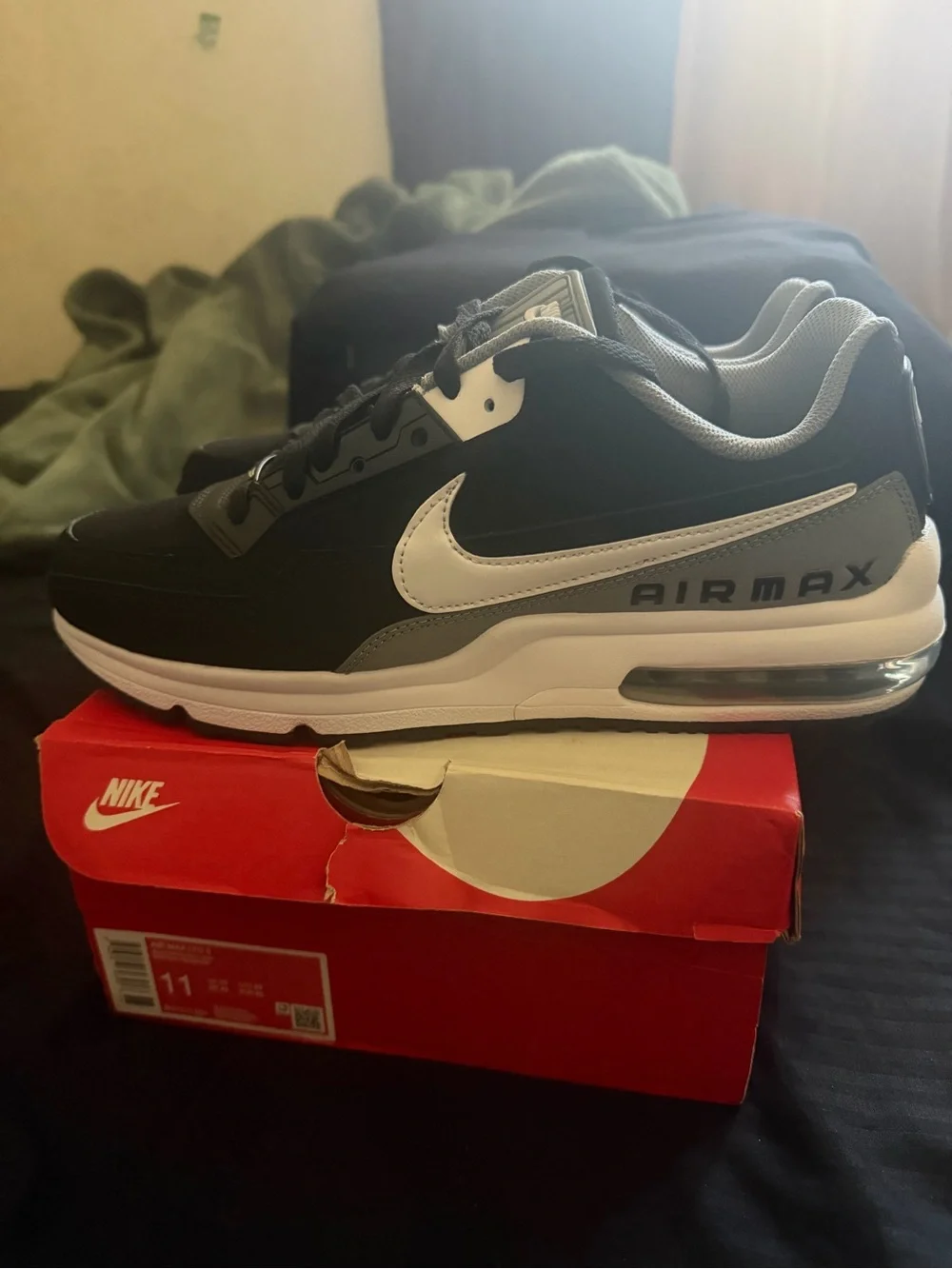 Nike Air Max LTD Black/White Athletic Sneakers